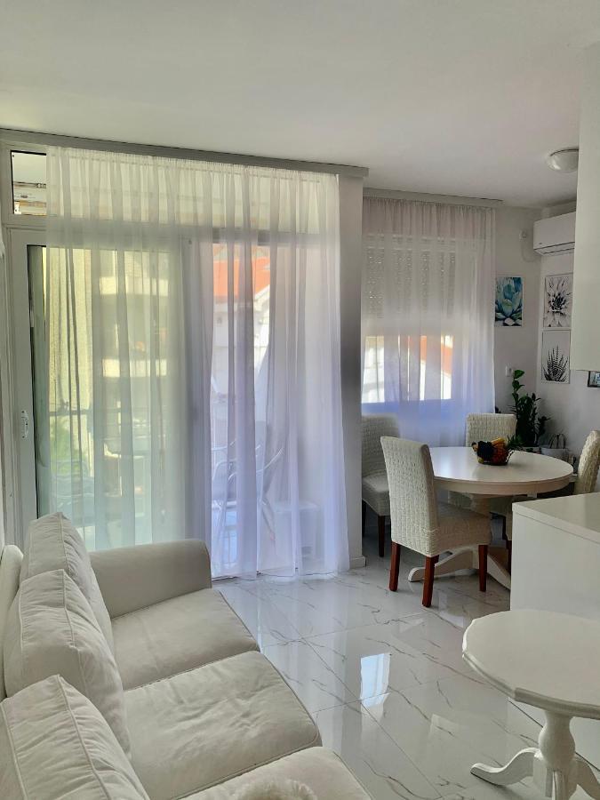 Apartment Lena, Budva Centar Exterior photo